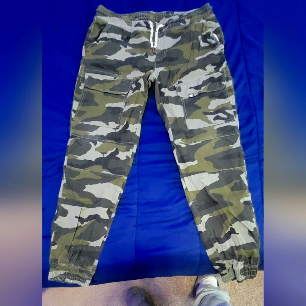 Ecko Joggers